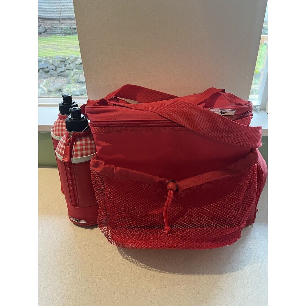 Arctic Zone Bag w/ 2 Re-usable Water Bottle & Insulated Wrap
